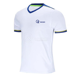 Vêtements de sport professionnels, maillot de football léger et confortable, uniforme d'équipe athlétique pour l'entraînement et les matchs - Product Image 3