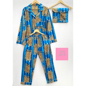 Women's Cotton Pajama <b>Set</b> Short Sleeve Turn-Down Collar Geometric Print Elastic Waist Casual Summer Sleepwear - Product Image 5