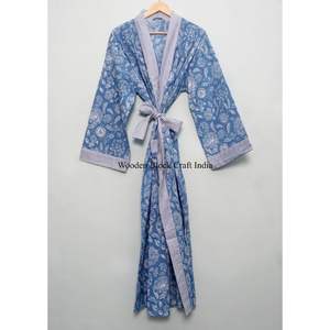 Nouvelle robe kimono en coton imprimé à la main pour femmes avec ceinture, légère, style bohème, idéale pour se détendre ou comme tenue de nuit estivale. - Product Image 1