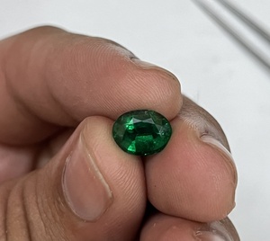 ธรรมชาติที่ไม่ได้รับการรักษา2.00 Cts รูปไข่อัญมณีมรกตหลวมจากแหล่งกำเนิดของแซมเบียที่มีสีเขียวสดใส - Product Image 5