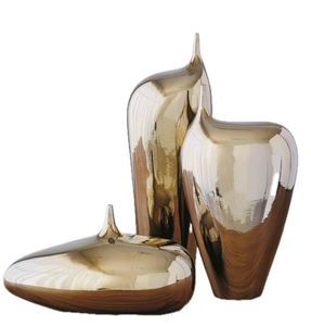 Florero de Hierro Dorado Martillado de Lujo Moderno, Colores Personalizables, Logotipo, Alta Calidad para Decoración del Hogar y Hoteles, WB INC - Product Image 2