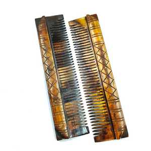 Peigne à cheveux Viking en os de buffle brun de 6 pouces, d'origine éthique, sculpté à la main avec incrustation de laiton, peigne créatif pour cheveux humains, peigne médiéval - Product Image 1
