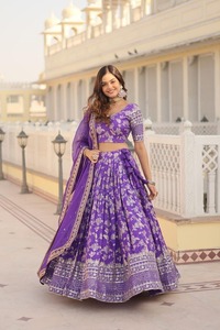 Ensemble Lehenga Choli d'été brodé floral pour femme, séchage rapide, protection solaire, tenue ethnique de créateur, pour mariage et fête traditionnelle - Product Image 2