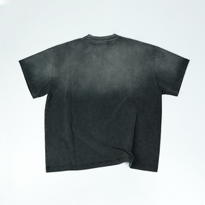 เสื้อยืดผู้ชายสไตล์วินเทจสีดำซีดจาง มีกระเป๋าหน้าอก ล้างสีแบบแอซิด คอโอ ทรงโอเวอร์ไซส์ ผ้าคอตตอนหนา สตรีทแวร์ ขายส่ง - Product Image 2