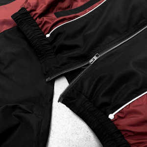 Casual Spring Windproof Heavyweight Unisex <b>Track</b> <b>Jacket</b> and Pants Set with Reflective Stripe Men's Windproof Nylon Windbreaker - Product Image 4