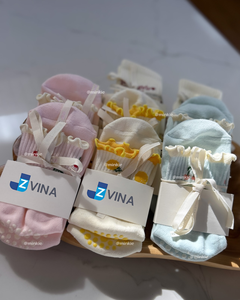 Custom Women <b>Thick</b> Crew Socks With Fruit Jacquard Ruffle Top Anti-Slip Grip Cotton Bamboo Fiber Summer Daily Wear - Product Image 5