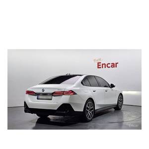 BMW Serie 5 520i M Sport 2023, 24,894 km, Caja de Cambios Automática, Asientos de Cuero, Volante a la Izquierda, con Cámara Trasera - Product Image 2