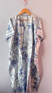 ชุดเดรสผ้าฝ้ายลายดอกไม้ทรงคาฟตัน ไซส์พลัส สไตล์โบโฮ - Product Image 3