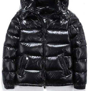 Vestes matelassées isolées de qualité supérieure pour hommes, pour les journées froides, vêtements d'extérieur élégants de couleur unie pour les activités hivernales en plein air - Product Image 3