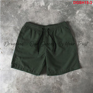 Été 2024 Shorts de plage pour hommes Pantalons de sport décontractés à séchage rapide Couleur solide Matériau super cool Peut chaud avec cordon de serrage pratique - Product Image 3