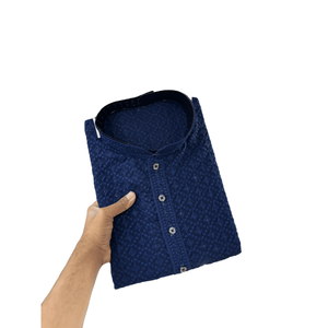 TRENDING RAYON BORDADO TRABAJO HOMBRE KURTA CON PAYJAMA NAVYBLUE - Product Image 1