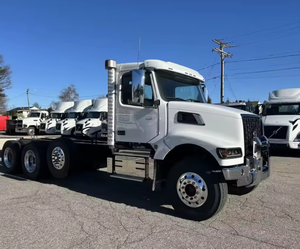 Camión Usado de Alto Rendimiento 2021 Volvo VHD84B300 con Cabina y Chasis - Eje Delantero de 455HP, Automático, Listo para Envío Mundial - Product Image 5