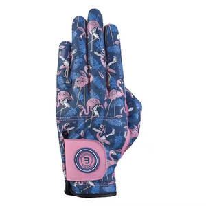 Guantes de golf sintéticos duraderos diseñados para uso diario con material hecho en Pakistán, guantes de golf de ajuste cómodo. - Product Image 2