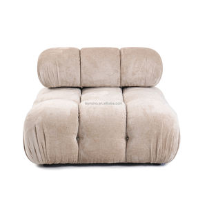 غرفة معيشة حديثة شمالية مع أريكة مقطعية على شكل حرف L لفيلا مول - Product Image 3