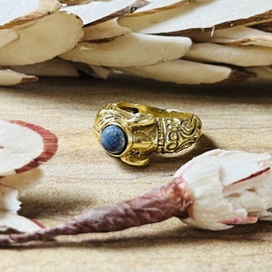 Bague en laiton bleu corail, design vintage, texture texturée, plaquée or 18 carats, style bohème, bijoux ethniques, bague tribale pour femme, vente en gros - Product Image 4