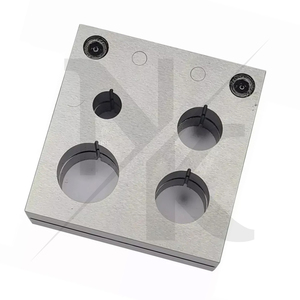 Cortador de discos de acero inoxidable de calidad premium, fácil de usar, de forma redonda, para hacer aretes con 4 perforaciones, tamaño 15/32"-1", personalizado. - Product Image 3