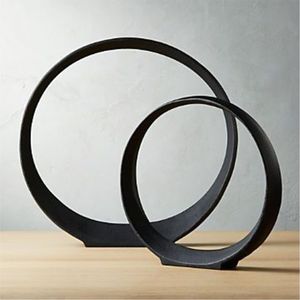 Sculpture d'art métallique abstraite moderne en or avec anneaux entrelacés, centre de table de luxe, décoration contemporaine pour la maison, le bureau et l'hôtel - Product Image 5