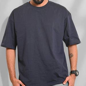 เสื้อยืดโอเวอร์ไซส์ผู้ชาย ผ้าคอตตอนหนา 100% ทรงบ็อกซี่ ไหล่ตก สไตล์สตรีทแวร์ลำลอง ทรงหลวม  แบบเรียบๆ สำหรับใส่เองได้ - Product Image 1