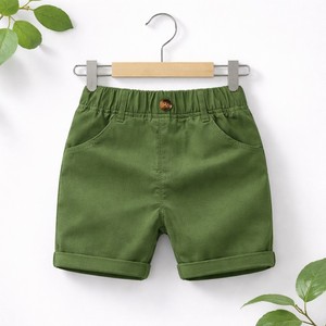 Shorts pour enfants personnalisables à faible MOQ, coupe ample, décontractés, multi-poches, séchage rapide, pour la gym, la course, l'été, style streetwear tendance - Product Image 3