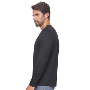 CAMISETAS ESSENCIALES DE CUELLO REDONDO Y MANGA LARGA PARA HOMBRE, COLOR NEGRO - Product Image 2