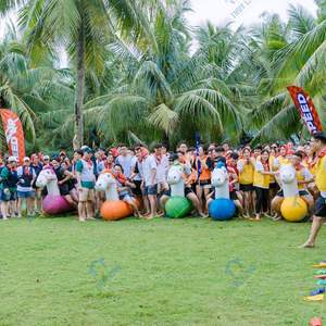 Caballo Inflable Portátil de PVC para Team Building, Venta al por Mayor, Viet Nam Thuy Linh, Transporte Seguro, Todas las Estaciones, Instalación Fácil en 5-10 Días - Product Image 2