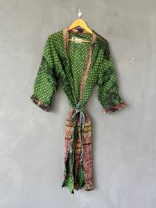 Kimono largo de algodón con cuello en V y efecto tie-dye, kimono bohemio de algodón hecho a mano para mujer, túnica colorida con efecto tie-dye - Product Image 2