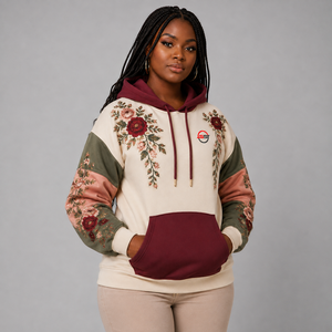 Vente en gros de sweats à capuche brodés pour femmes, logo personnalisé, coton doux, molleton chaud et respirant, streetwear, sweat à capuche brodé pour femmes - Product Image 3