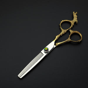 Tijeras de Peluquería Japonesas de Acero con Grabado de Dragón Dorado, Ergonómicas y Ligeras, para Corte de Cabello, para Diestros, Herramienta de Estilismo para Salón - Product Image 1