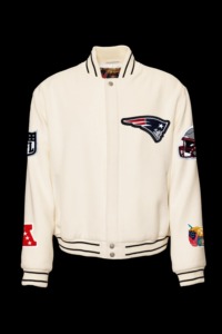 Veste en laine Old English des Patriots de la Nouvelle-Angleterre, blanche - Product Image 1