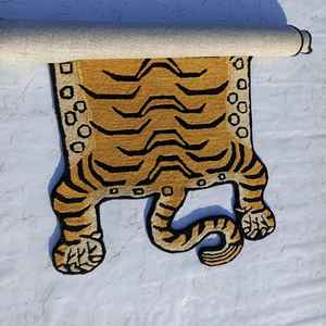 Alfombra KNOT RUG hecha a mano con lana de alta calidad, diseño moderno con motivos animales, ecológica, para sala de estar, habitaciones infantiles, hoteles y oficinas. - Product Image 3