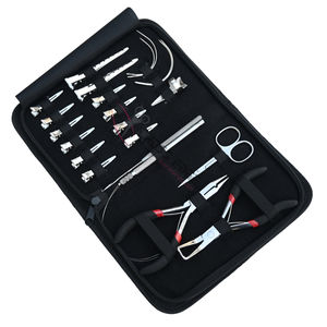 Kit d'outils pour extensions de cheveux de styliste avec pinces à extensions en acier inoxydable, outil de fermeture de perles, doigtier de séparation et ciseaux de coupe - Product Image 1