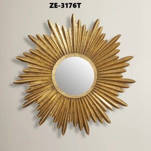 Escultura de Pared Metálica 3D de Lujo Hecha a Mano para Decoración Interior Premium, Arte de Pared de Metal de Latón Mate con Loto Dorado, Natureza Muerta con Cuerda - Product Image 1