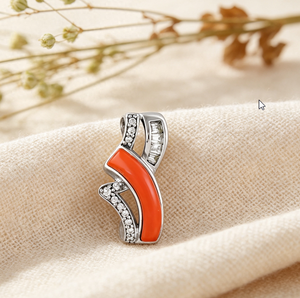 Art Palace Elegante y Sofisticado Colgante de Plata con Gema de Coral CZ, Patrón Personalizable, Aleación Plateada con Pedrería, Moda Infantil para Fiestas - Product Image 1