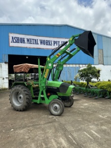 Cucharón Básico para Cargador Agrícola Ashok Metal Works para Tractor John Deere, Alta Capacidad de Elevación, Sistema Totalmente Hidráulico - Product Image 5