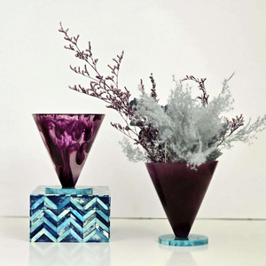 Maceta de resina transparente moderna, superventas, jarrones de resina disponibles, decoración para el hogar, florero de resina de Unique Craft India - Product Image 1