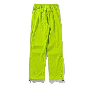 Pantalon cargo parachute vert, taille élastique, coupe ample, longueur intégrale, séchage rapide, 100% polyester, couleur unie, cordon de serrage aux chevilles, décontracté - Product Image 2