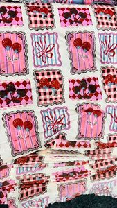 Tissu Popeline 100% Coton Peigné Léger, Respirant, Multi-Absorbant, Écologique, Biologique, à Imprimé Cerises Rétro - Product Image 5