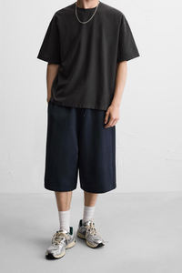 T-shirts à épaules tombantes personnalisés avec impression intégrale, style streetwear, coupe ample, t-shirt oversize pour hommes et ensemble deux pièces, ensemble de shorts pour hommes - Product Image 4