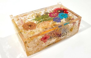 Eco-Friendly Handmade Resin Rectangle <b>Box</b> <b>for</b> Gift Jewelry Storage-Modern Christmas Design Soft Interior <b>for</b> Delicate Items Feng - Product Image 2