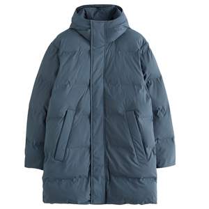 Parka longue matelassée bleu ardoise personnalisée pour homme, manteau d'hiver isolé à capuche, coupe-vent, vêtement d'extérieur urbain, OEM ODM, vente en gros - Product Image 1