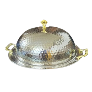 ถาดเสิร์ฟสแตนเลสสตีลแบบตอกลายหรูหรา พร้อมฝาครอบทรงโดมและขาทองเหลือง สำหรับอุ่นอาหารระดับมืออาชีพในโรงแรมและร้านอาหาร - Product Image 2