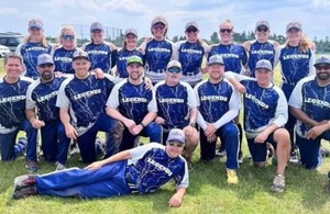 เสื้อเจอร์ซีย์ผู้ชาย แขนสั้น ทรงหลวม ผ้าโพลีเอสเตอร์เนื้อแน่น พิมพ์ลายด้วยเทคนิคฮีททรานเฟอร์ ปักชื่อทีมได้ตามต้องการ ระบายอากาศได้ดี แห้งเร็ว มีไซส์พลัส - Product Image 6