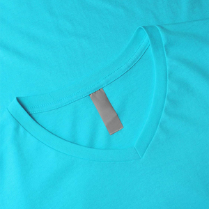 Camiseta de hombre con cuello en V, camiseta de manga larga con cuello en V, camiseta ajustada de color sólido para hombre, camiseta blanca de hombre con cuello en V de algodón. - Product Image 5