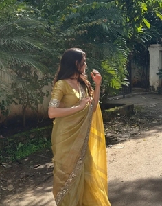 Sari de Tela Bordada Estilo Bollywood KV - Product Image 4