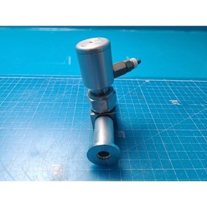 Valve à soufflet étanche Swagelok SS-BNVCR4-C, utilisée comme pièce détachée pour équipement semi-conducteur Legacy - Product Image 2