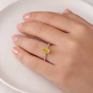 Bague de fiançailles en or massif 10K 14K 18K ou platine avec diamant de laboratoire taille poire jaune et taille ronde, pavé, couleur E, bijoux de mariée - Product Image 1