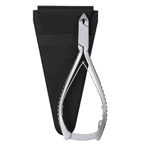 Cortacutículas de alta calidad para uso doméstico y en salones profesionales, cortaúñas personalizados con estuche de cuero. - Product Image 1