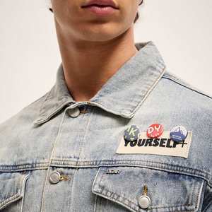 Veste en jean pour homme à motif palmier, design basique, collection hiver, veste en jean sur mesure, broderies, patchs, prix abordable - Product Image 6