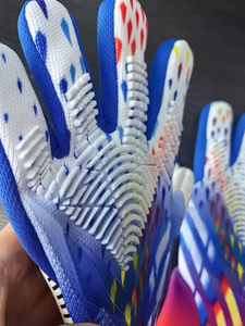 Guantes de Portero de Fútbol Profesionales ALTAF BROTHERS, de Alta Calidad, de Goma Transpirable, Antideslizantes, con Cierre de Cordones, Protección para Dedos y Pulgar - Product Image 5