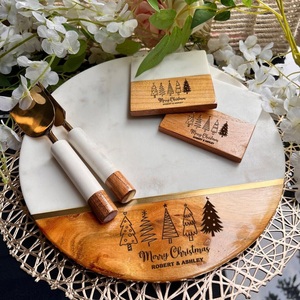 Juego de Tabla de Quesos Premium de Mármol y Madera de Acacia con Cuchillos de Queso de Acero Inoxidable Dorado, Regalo Personalizado para Fiestas - Product Image 1